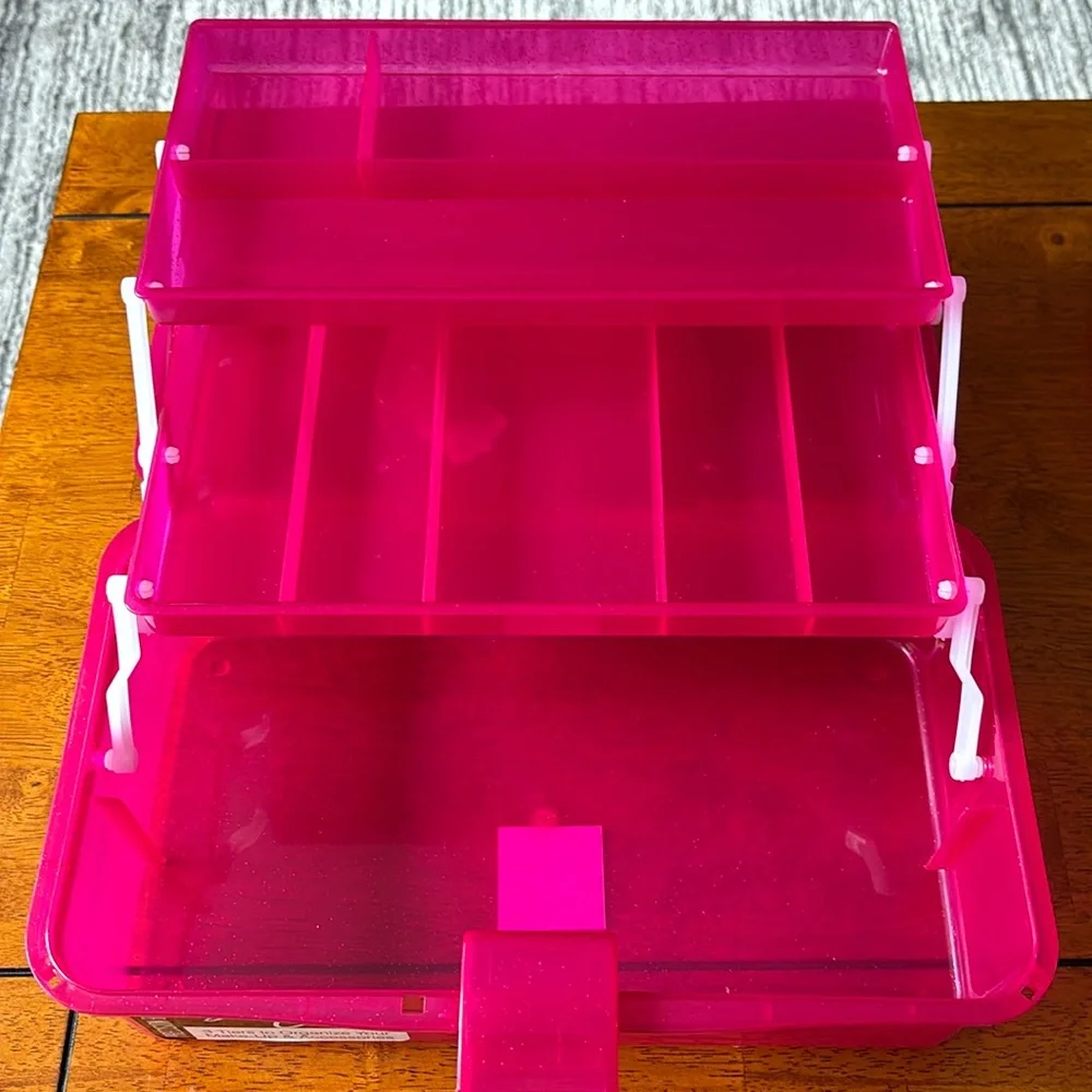 Beauty Case 3 Tiers to organize your makeup & other accessories. New.